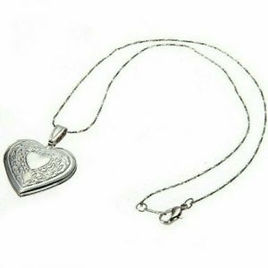 Heart Pendant Photo Locket Necklace